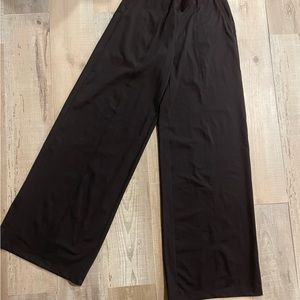 Old Navy Powersoft Wide Leg Pants. Black size small
